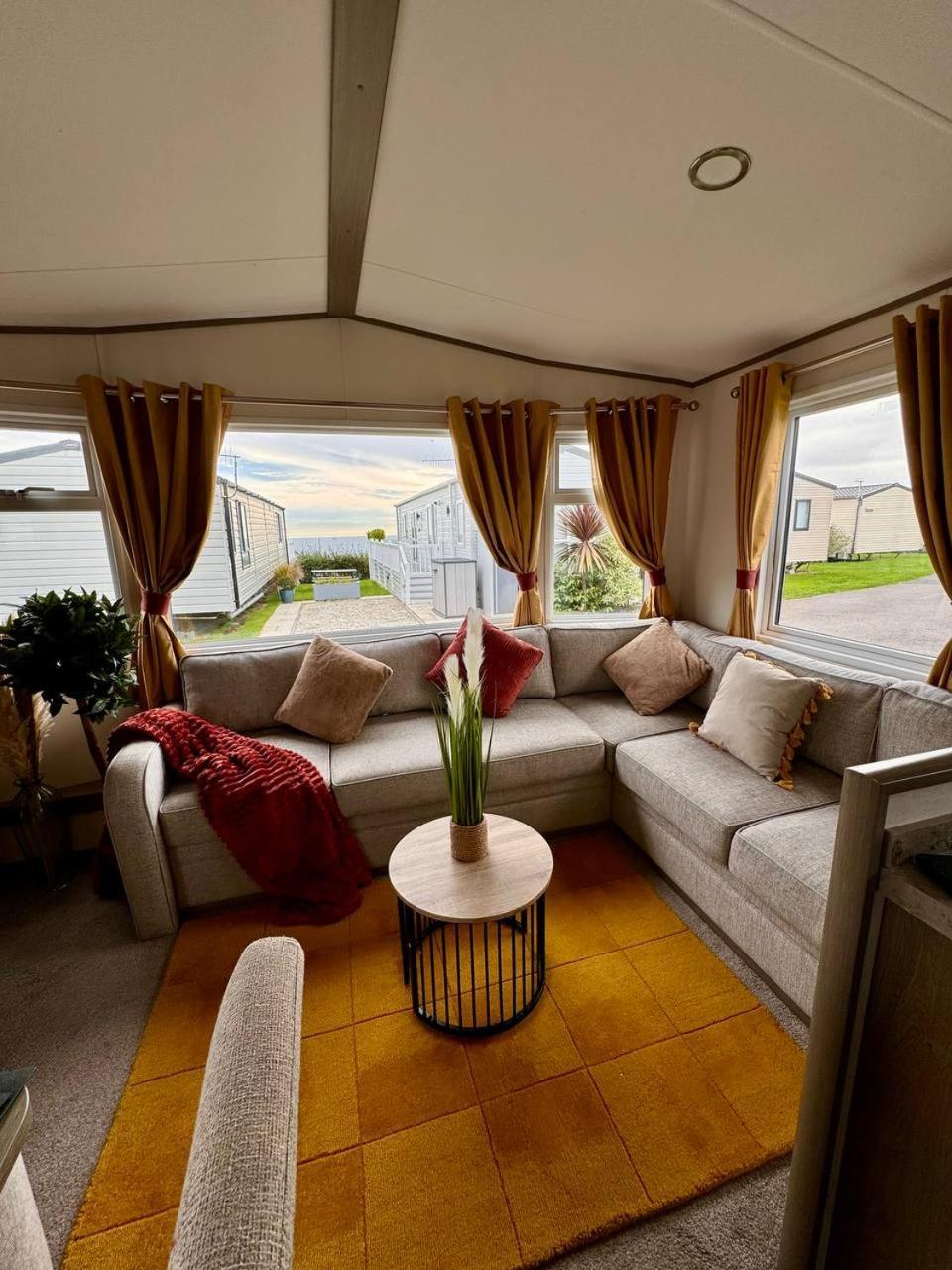 Holiday Home In Durdle Door With Stunning Sea View เวสต์ลัลเวิร์ธ ภายนอก รูปภาพ