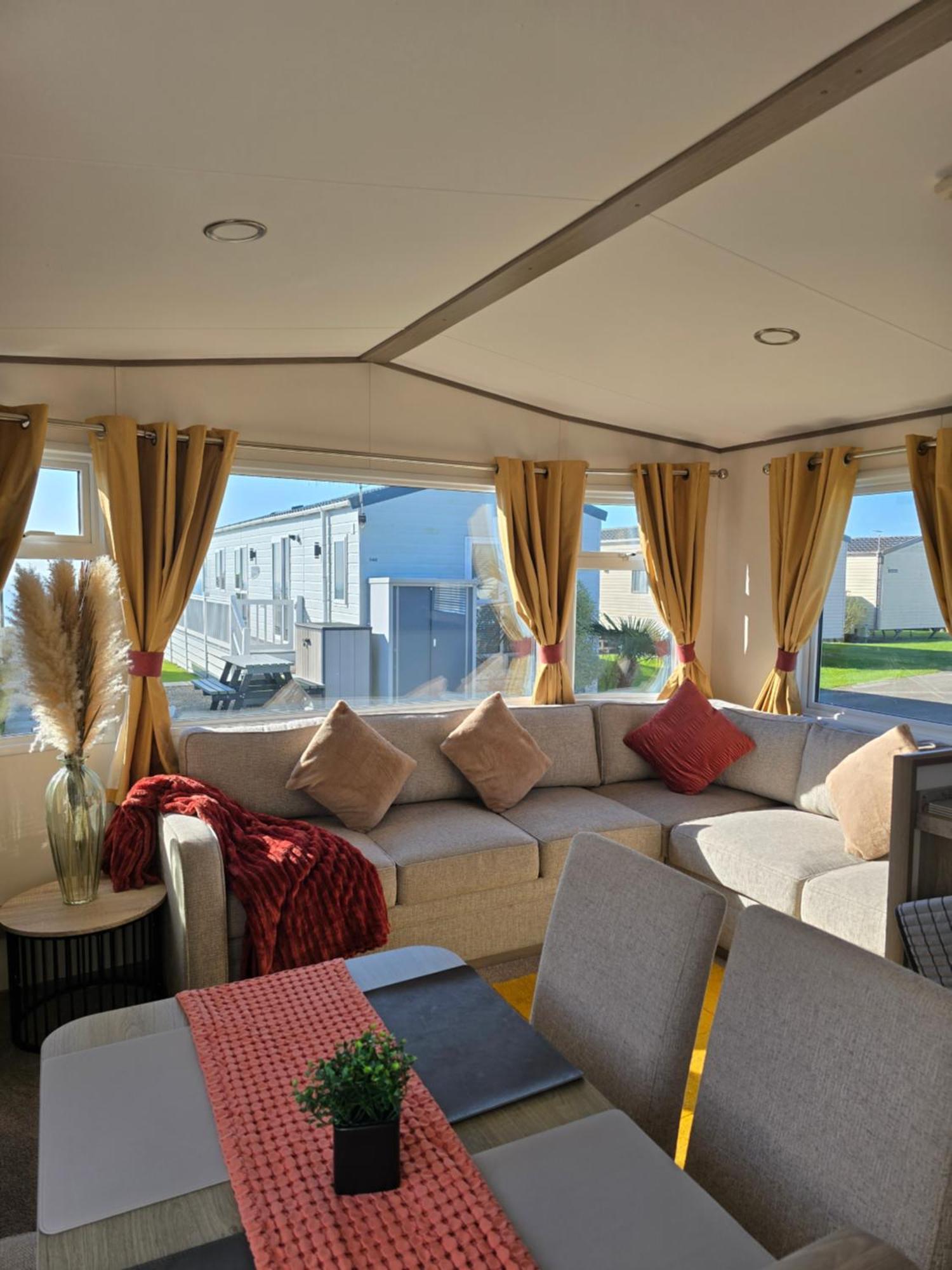 Holiday Home In Durdle Door With Stunning Sea View เวสต์ลัลเวิร์ธ ภายนอก รูปภาพ
